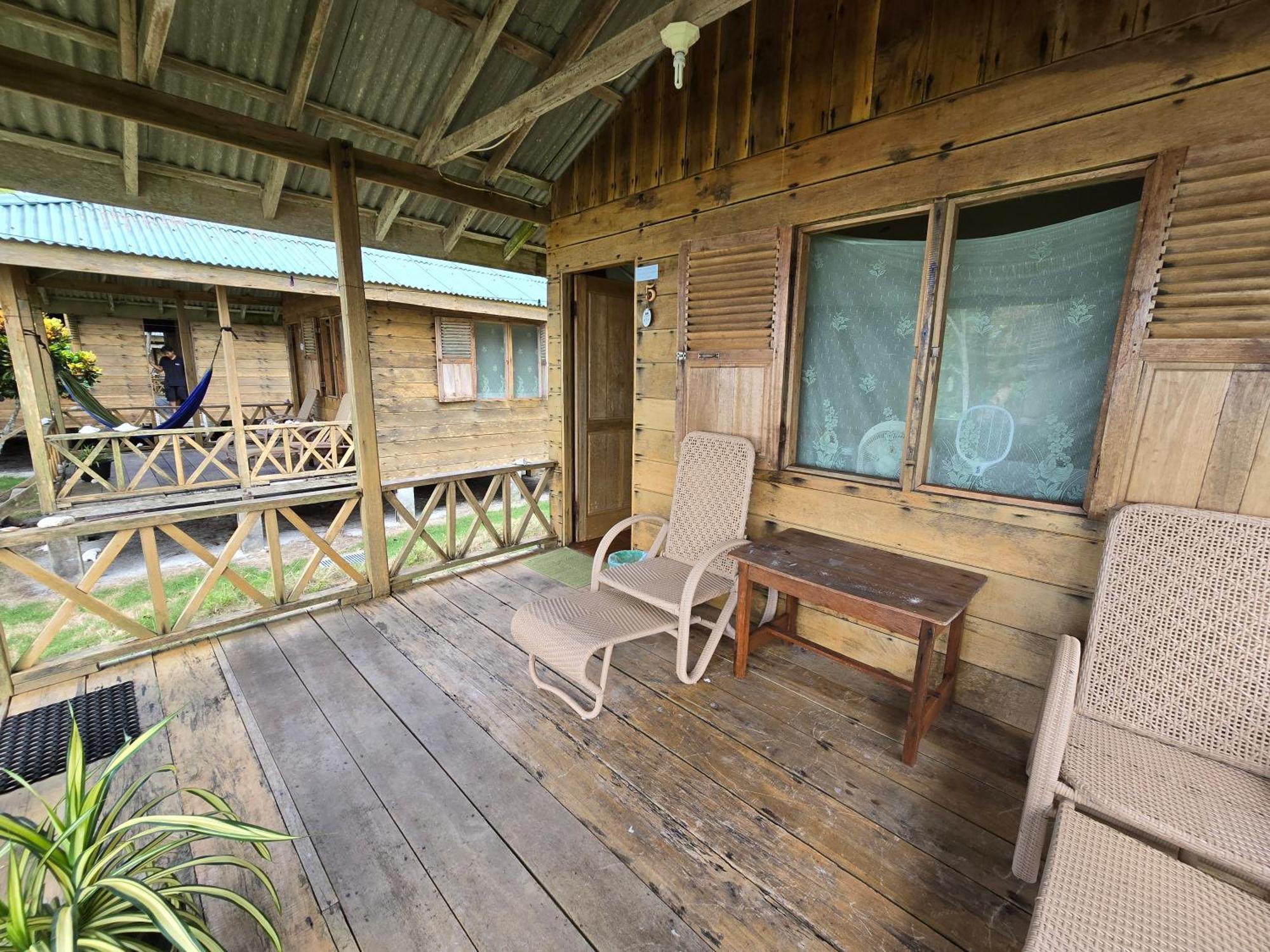 Pulau Palambakbesar Mb Palambak Island Resort Pulau Banyak Aceh Singkil מראה חיצוני תמונה