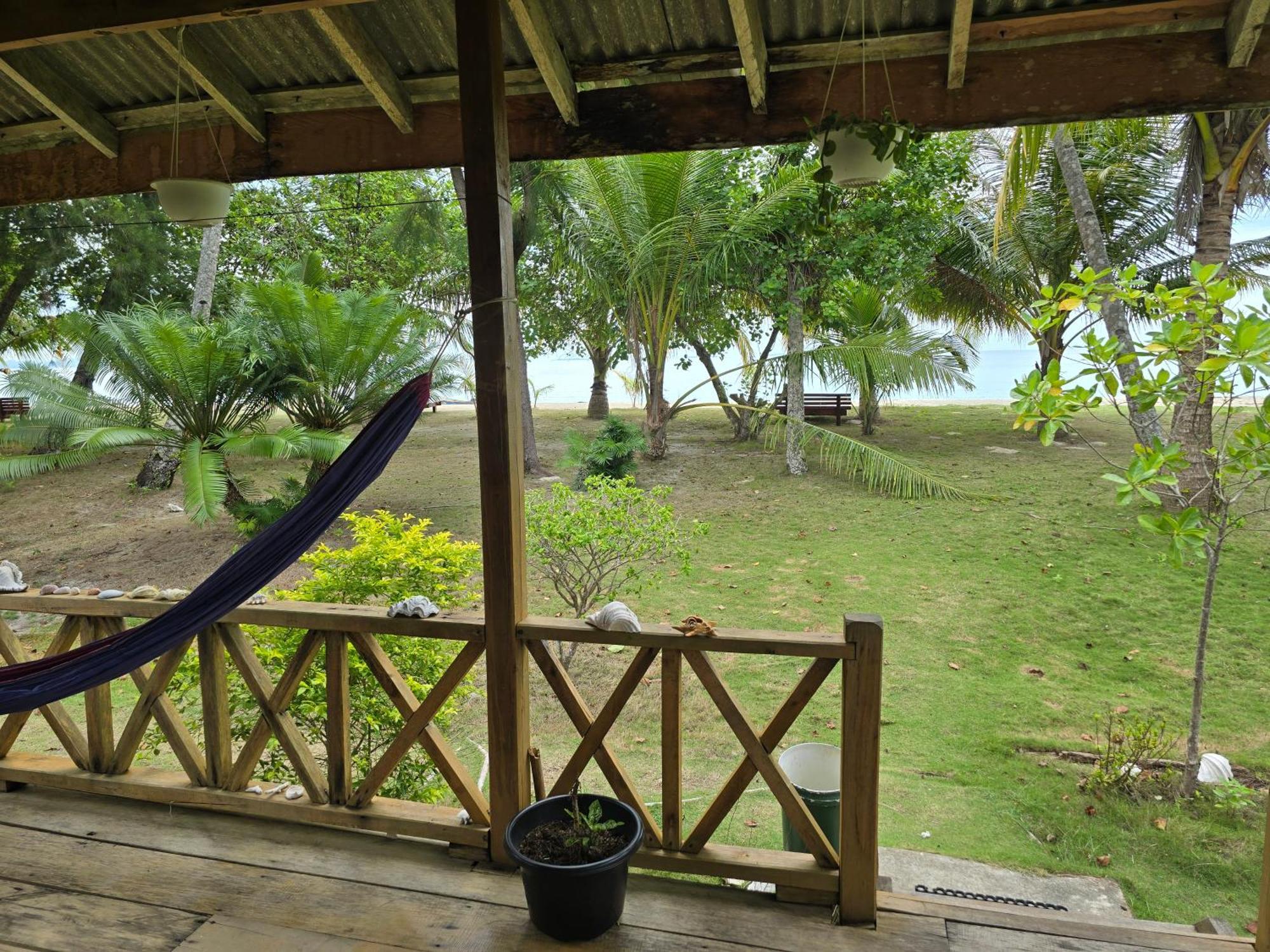 Pulau Palambakbesar Mb Palambak Island Resort Pulau Banyak Aceh Singkil מראה חיצוני תמונה